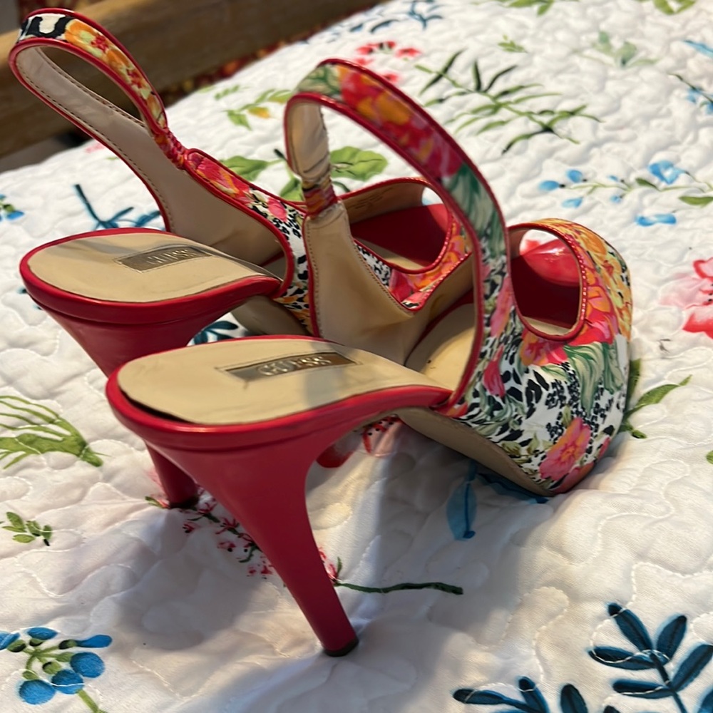 Adorable sling backs